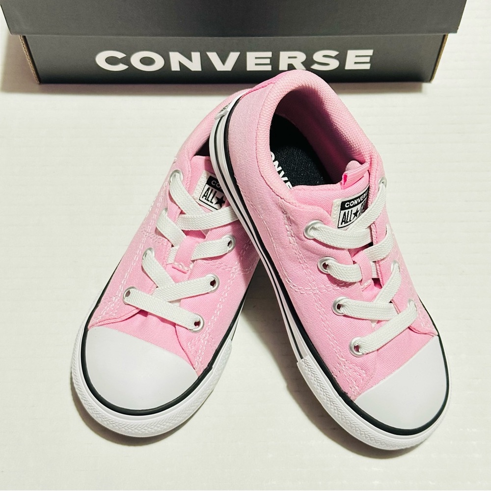 Chuck Taylor All Star Rave Toddler Low Top Shoes NEW - Picture 11 of 15